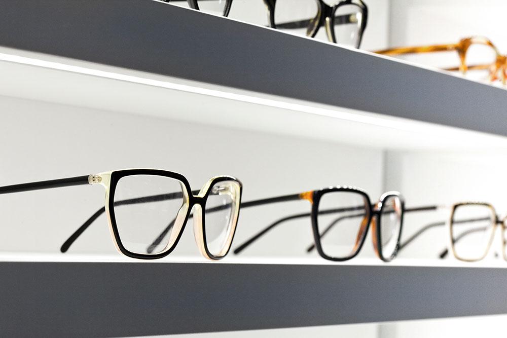 what-is-the-difference-between-standard-and-premium-progressive-lenses